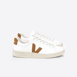 VEJA Urca CWL White/Camel size 7US /38 EU